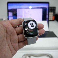 Apple Watch Series 5 44mm Trắng Tinh 99,9% Pin Cao  