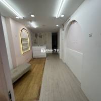 Cho thuê mặt bằng và tầng 1 Quận 3