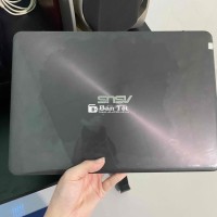 Thanh lý Laptop ASUS ZenBook UX305F - Mỏng nhẹ, nữ dùng kỹ