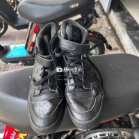 giày adidas chính hãng size 42