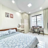 CĂN HỘ CỬA SỔ LỚN _ FULL TIỆN NGHI _ GẦN NHÀ THỜ TÂN ĐỊNH