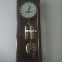 tôi có đồng hồ quả lắc cũ như trên bán