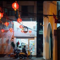 CẦN TUYỂN 2 NHÂN VIÊN NỮ BÁN HÀNG & CHĂM SÓC KHÁCH HÀNG ONLINE