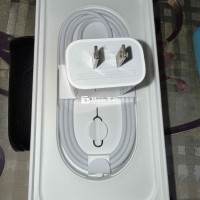 Củ sạc dây C to C Chính hãng 20W - Đồ chính hóa, đảm bảo 100%  Bán củ sạc dây C to C chính hãng 20W, chất lượng cao, phù hợp với iPhone 16 Pro Max và các thiết bị tương thích cả Switch, ipad mini 7... . Sản phẩm đã qua kiểm tra kỹ lưỡng, đảm bảo hoạt động tốt, an toàn cho thiết bị của bạn.  
