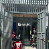 Cần bán gấp nhà P TTN Q 12.,DT 4x15 nhà cấp 4 hėm xe hơi