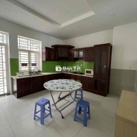 Cho thuê nhà lầu 3 tầng khu dân cư 6b Intresco