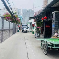 MẶT TIỀN HẺM XE TẢI THÔNG, GIÁP PHÚ MỸ HƯNG, NGANG 4.3M, HƠN 10 TỶ