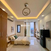 Căn hộ Ban Công Full Nội Thất Sang Trọng - Ngay Cây Xăng Lotte