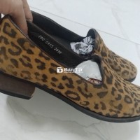 Bán đôi giày nội địa nhật