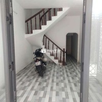 CHO THUÊ NHÀ 4X15N TRỆT LẦU 2 PN 2VS HẺM XE TẢI