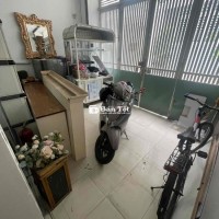 Nhà ở và kinh doanh mặt bằng cho thuê sát mặt tiền Hồ Văn Huê
