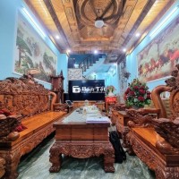 Bán nhà 3 Tấm ĐẸP Dĩ An, nội thất toàn Gõ xìn xò con bò, nhà dành 🏡 NHÀ ĐẸP CHỦ TỰ XÂY – KHU DÂN CƯ AN NINH CÓ BẢO VỆ – SÂN ĐẬU Ô TÔ RỘNG  