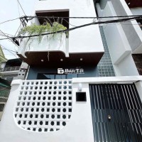 Cần bán gấp nhà 1 trệt 1 lầu giá tốt - Định Hoà, Thủ Dầu Một