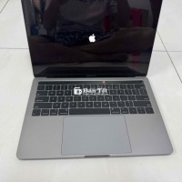 Macbook Pro 13" 2019 i5, 8GB, 128GB SSD