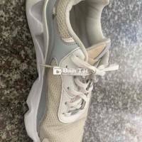Giày Nike Đã Qua Sử Dụng - Dáng Thể Thao, Đế Dày, Cao 5P - Đẹp Như Hình