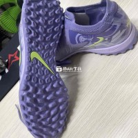 Cần Bán Gấp Đôi Nike Bóng Đá Size 42 - Chưa Dùng Bao Giờ  
