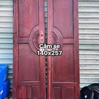 Cửa đi 2 cánh gỗ Căm Xe
