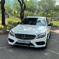 Mercedes Benz C Class 2016 C300 AMG - 90,000 km  