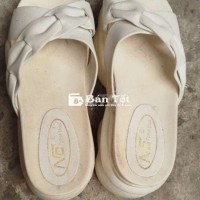 Dép đế cao trắng - Hàng dư xài!