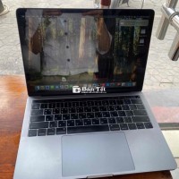 Macbook Pro 2018 - 13 inch - Giá Sốc!