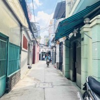 Cần bán nhà vị trí đẹp, gần mặt tiền Âu Dương Lân, Quận 8