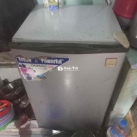 Pass tủ lạnh mini gấp dọn trọ về quê - Tủ lạnh DAEWOO VR109SH – 90 lít