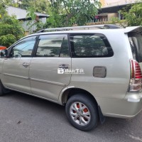 Toyota Innova 2007 G - 200000 km