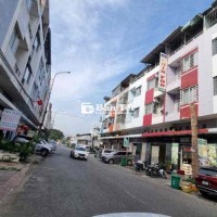 CẦN BÁN GẤP CĂN NHÀ 5 TẦNG TRUNG TÂM PM 4.2 TỶ