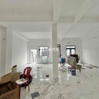 Nhà 4 tầng 142m² (8x18) 16 phòng cho thuê - Giá chỉ 12,8 tỷ (thương lượng)