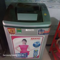 Cần bán máy giặt Sanyo
