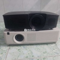 Bán 2 máy chiếu như hình ảnh