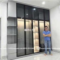 Tủ khung nhựa kết hợp cánh kính sang xịn