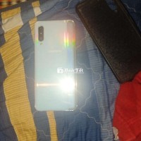 Cần bán gấp Samsung A90 5G - Máy còn tốt, chưa sửa chữa