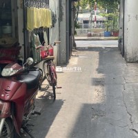 QUẬN6.,NHÀ LÔ GÓC - SÁT MẶT HẺM - HẬU GIANG - 2TẦNG - 43M2 --  4 TỶ 75