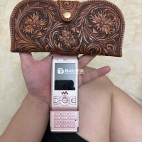 Bóp da hoạ tiết xách tay Nhật kèm sony ericsson