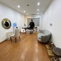 Cho thuê nhà Lê Quang Đạo 5 tầng oto đỗ vỉa hè rộng