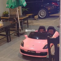 Xe điện trẻ em Porsche AT 1719 - Cần bán gấp, giá rẻ bất ngờ!