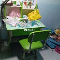 Bàn học cho bé cấp 1.2
