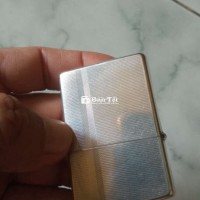 Zippo chính hãng - Kiểm tra thoải mái, không nghe điện thoại  