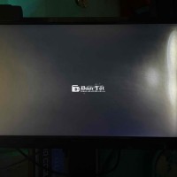 bán màn hình 22inch không chân móc như ảnh