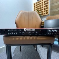 Bán Focusrite 18i20 (First Gen) Audio Interface - Nâng cấp nên không dùng đến