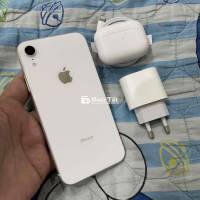 iPhone XR 128G QT Trắng Zin Áp 100% Xài Ngọ Pin 94