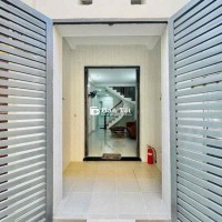 Nhà VIP Phan Đăng Lưu – 2PN, 3WC, sân thượng đúc – pháp lý chuẩn  