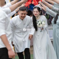 Thanh lý cặp áo dài dâu rể mới mặc 1 lần