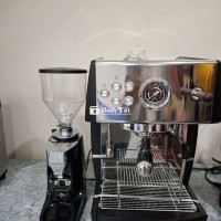 Máy pha cà phê 3200b pro công suất lớn 150-180ly