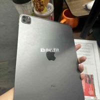 iPad Pro M1 11 inch 256GB 📱