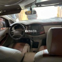 Toyota Innova 2008 J - 123456 km
