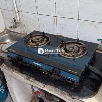 Bếp gas, tặng 1 số đồ linh tinh khác