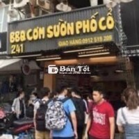 Phụ bếp và chạy bàn