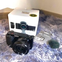 Máy ảnh Sony ZV-E10 kèm lens như mới